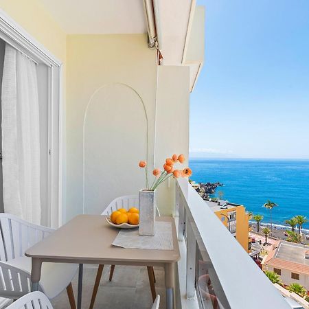 Arenas Negras Playa La Arena, Newly Renovated Apartment Puerto de Santiago  Bagian luar foto