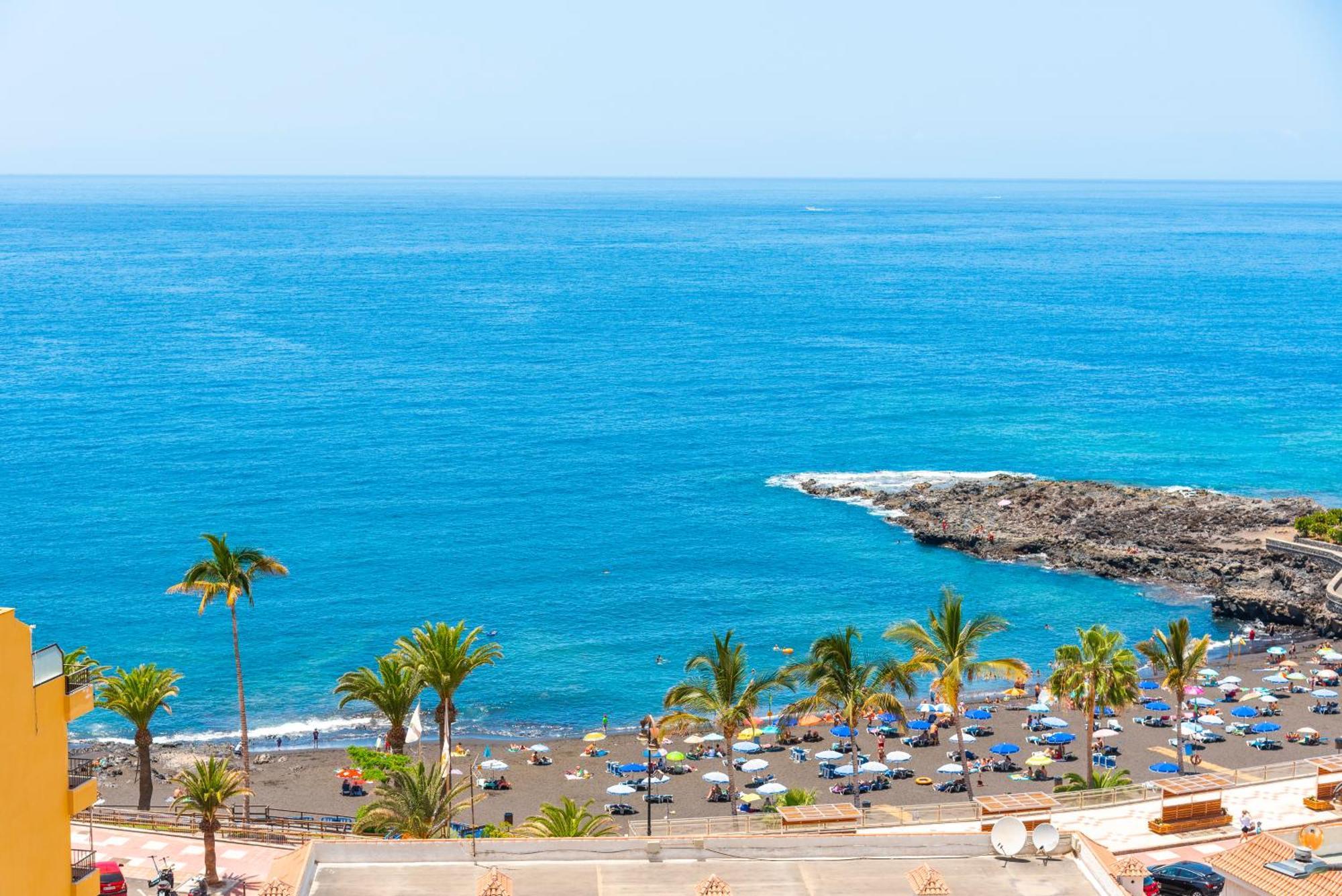 Arenas Negras Playa La Arena, Newly Renovated Apartment Puerto de Santiago  Bagian luar foto
