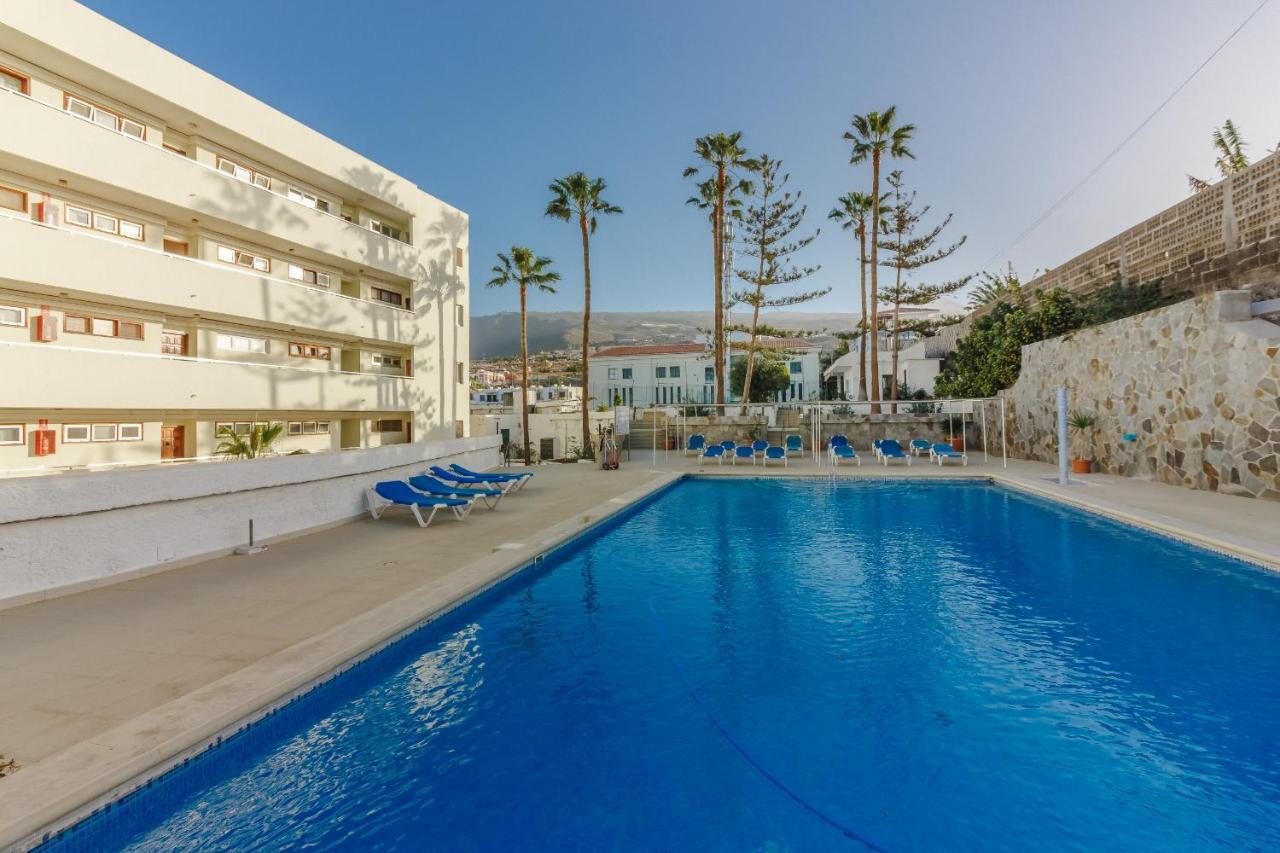 Arenas Negras Playa La Arena, Newly Renovated Apartment Puerto de Santiago  Bagian luar foto