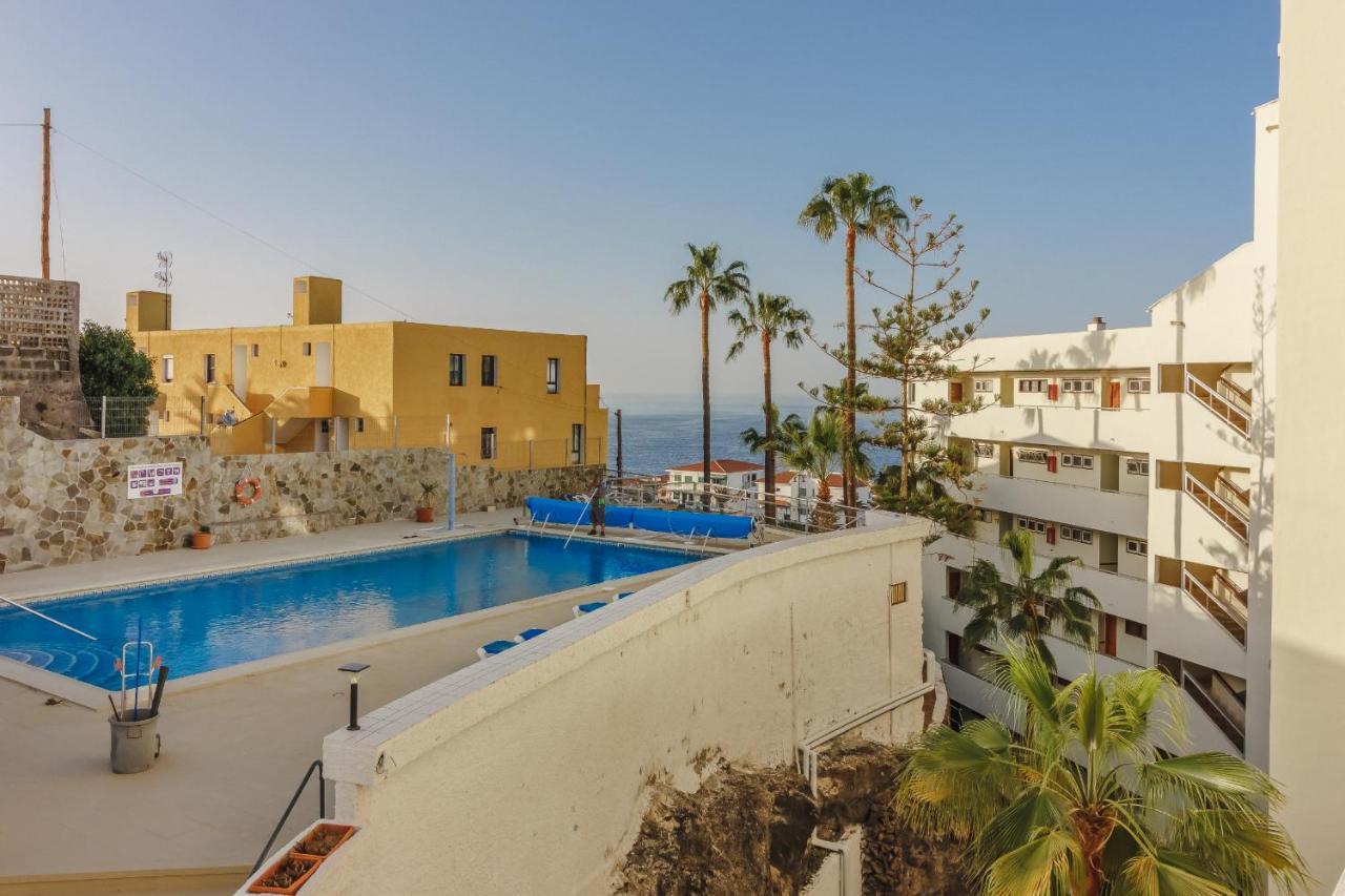 Arenas Negras Playa La Arena, Newly Renovated Apartment Puerto de Santiago  Bagian luar foto